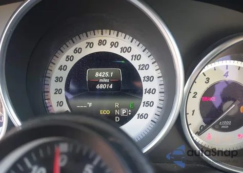 2014 Mercedes-Benz E 550 из США, поврежденный, VIN WDDKJ7DB1EF272951